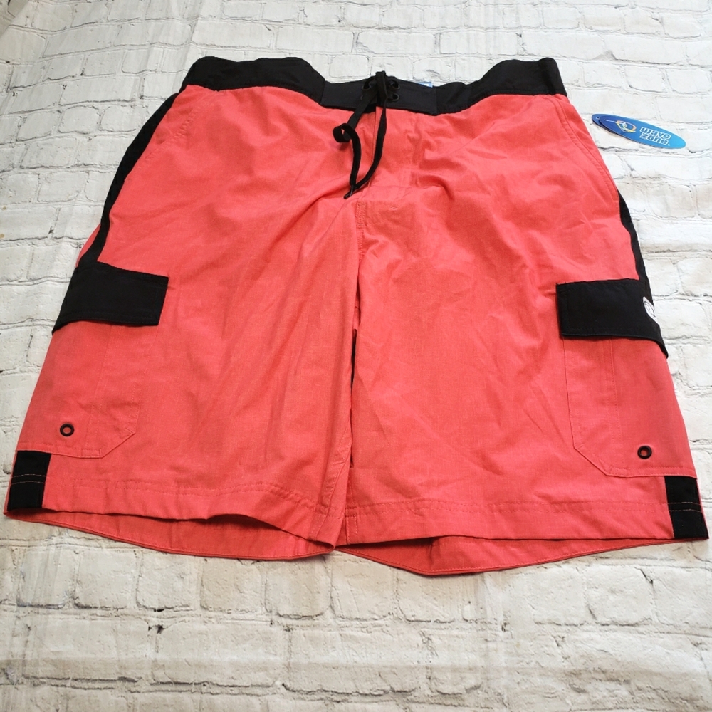 Wave Zone Men's swimming trunks.